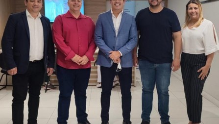 Diretoria do Hospital e Maternidade Santa Isabel recebe visita do Deputado Federal Thiago de Joaldo