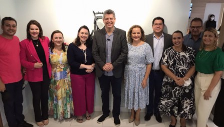 Ministro Márcio Macêdo visita Hospital Santa Isabel e parabeniza dedicação da gestão por manter atendimentos de qualidade